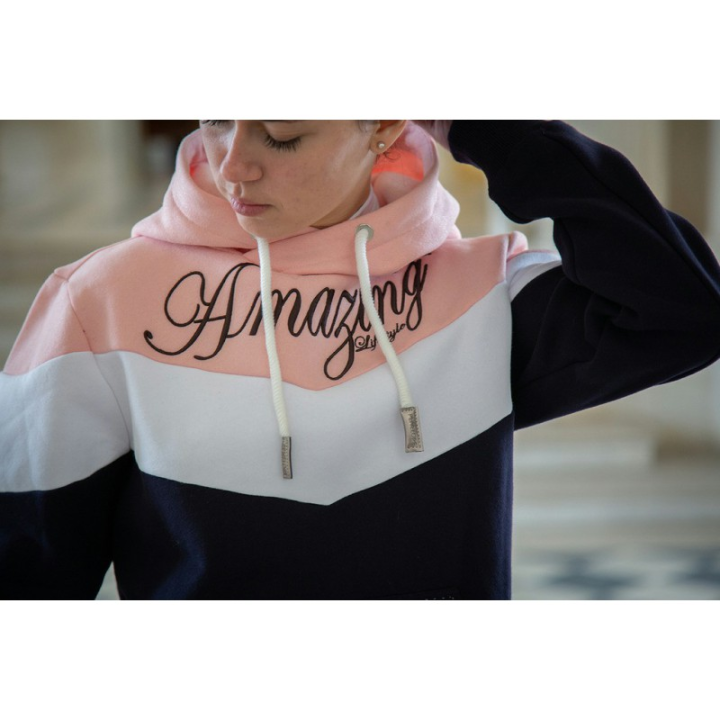 Sweat penelope artemis
