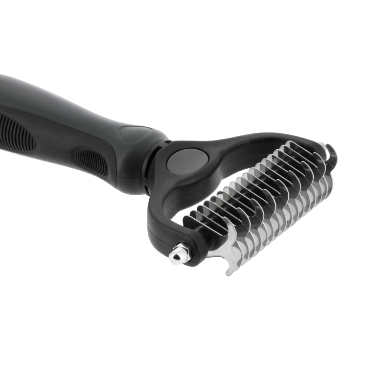 Peigne à mue 17 et 9 dents Hippotonic pour cheval