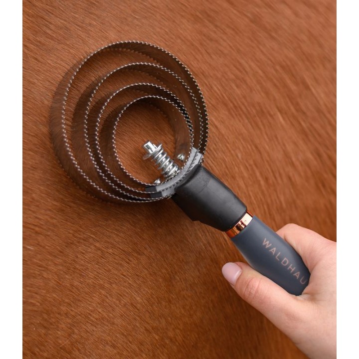 Etrille metallique ronde poignee gel