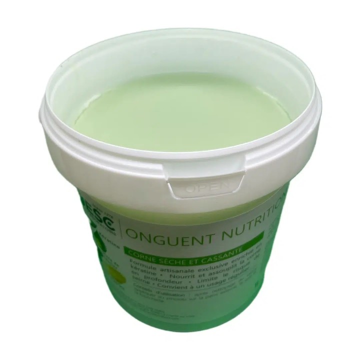 Onguent-nutrition-soin-sabots-cheval.jpg